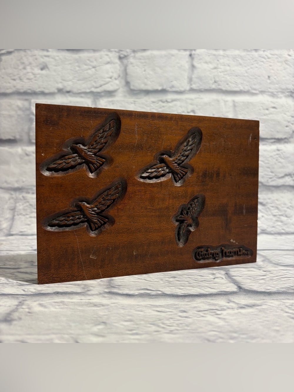 Vintage Selamat Designs “Going Home” wooden carved bird plaque decor